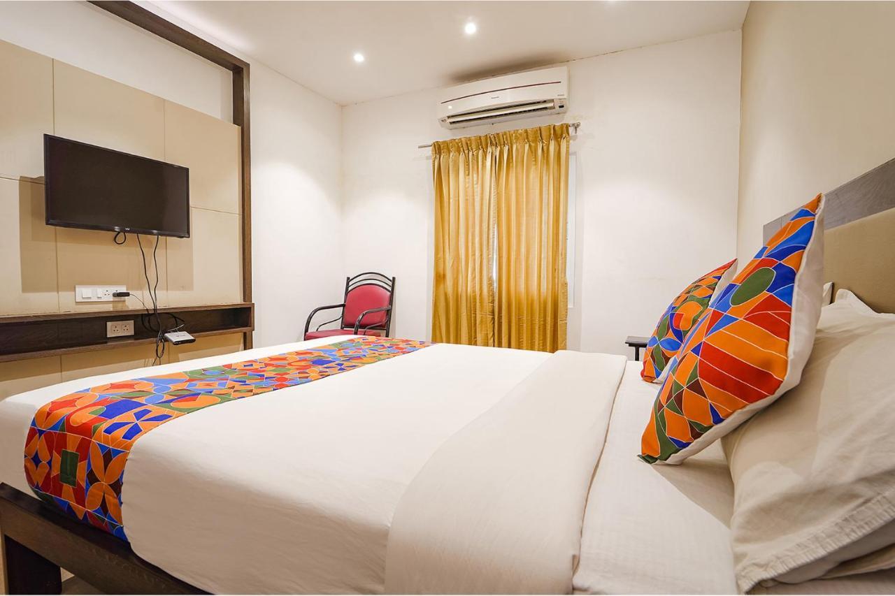 Fabhotel Karpagam - 900M From Nehru Stadium Coimbatore Extérieur photo