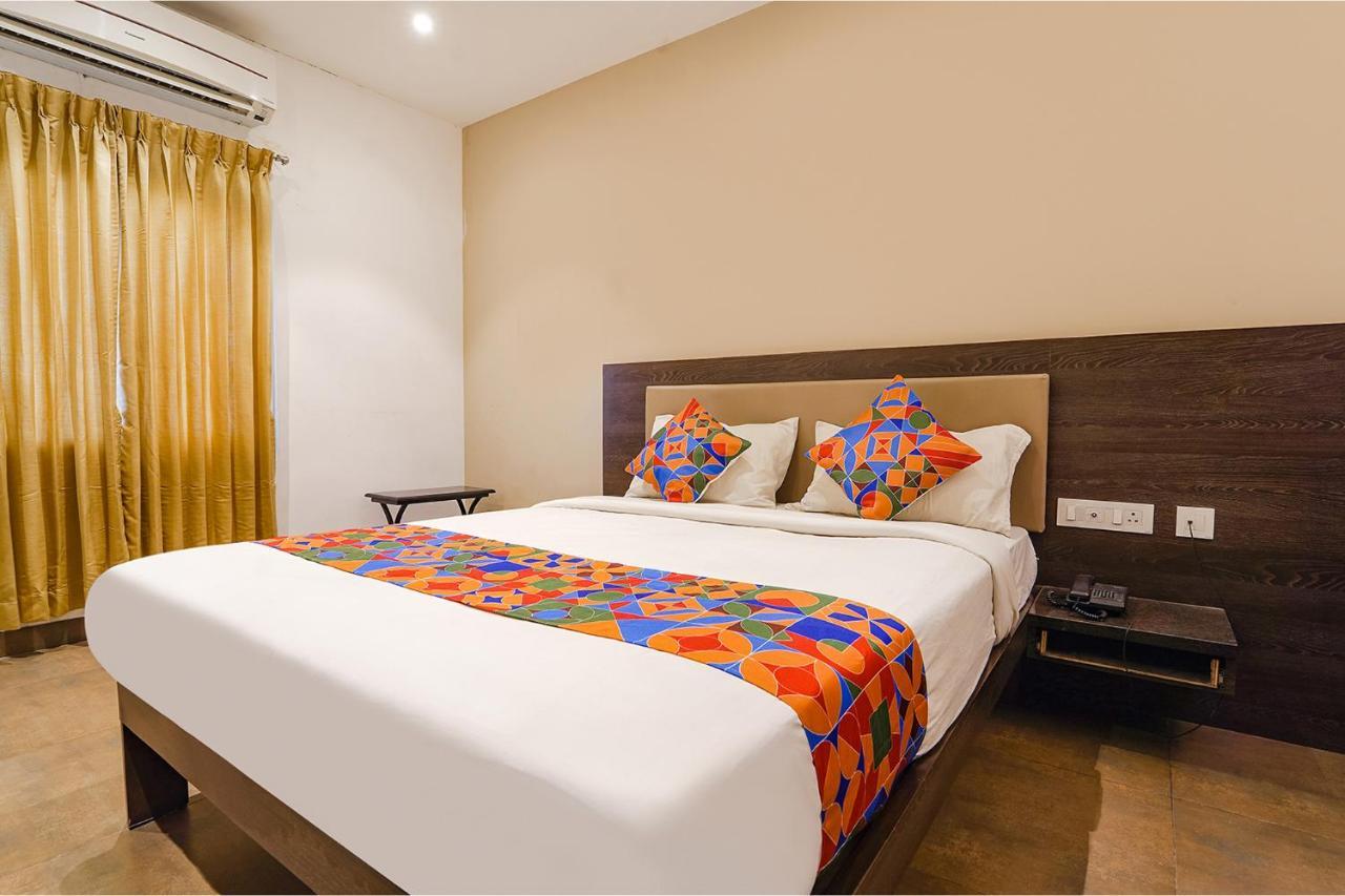 Fabhotel Karpagam - 900M From Nehru Stadium Coimbatore Extérieur photo