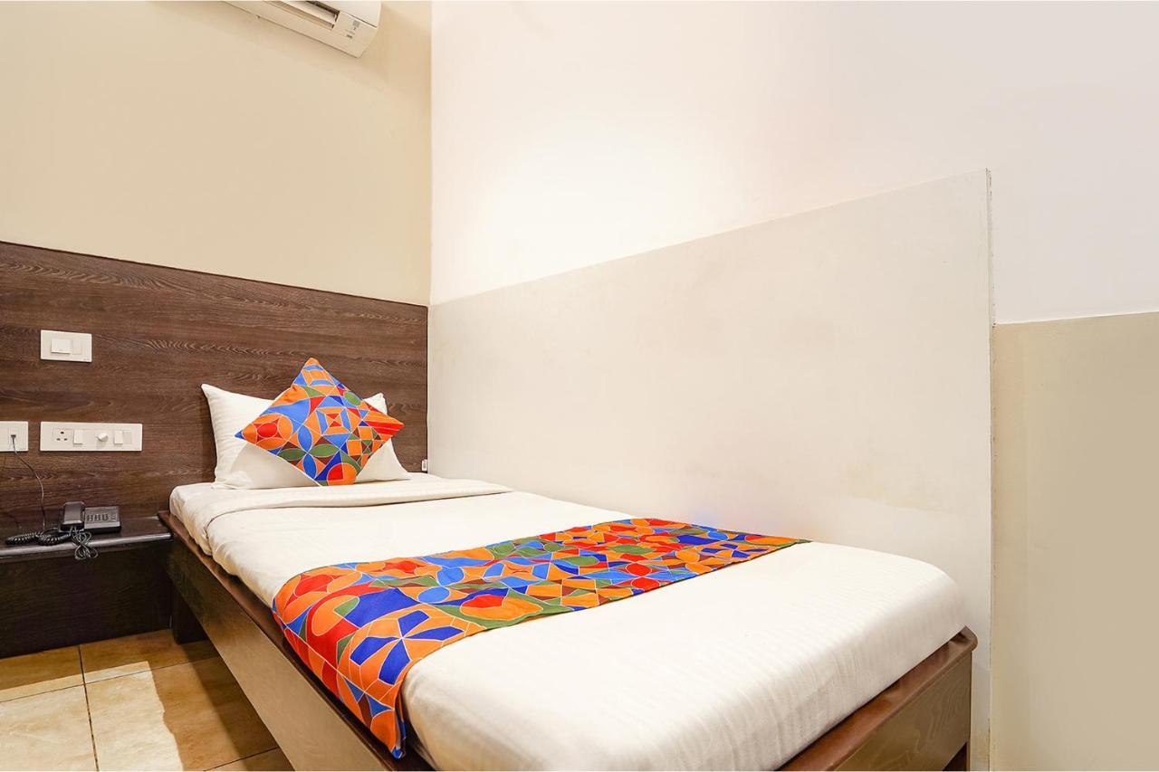 Fabhotel Karpagam - 900M From Nehru Stadium Coimbatore Extérieur photo